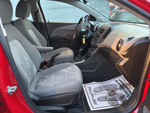 Used 2012 Chevrolet Sonic LS image 24