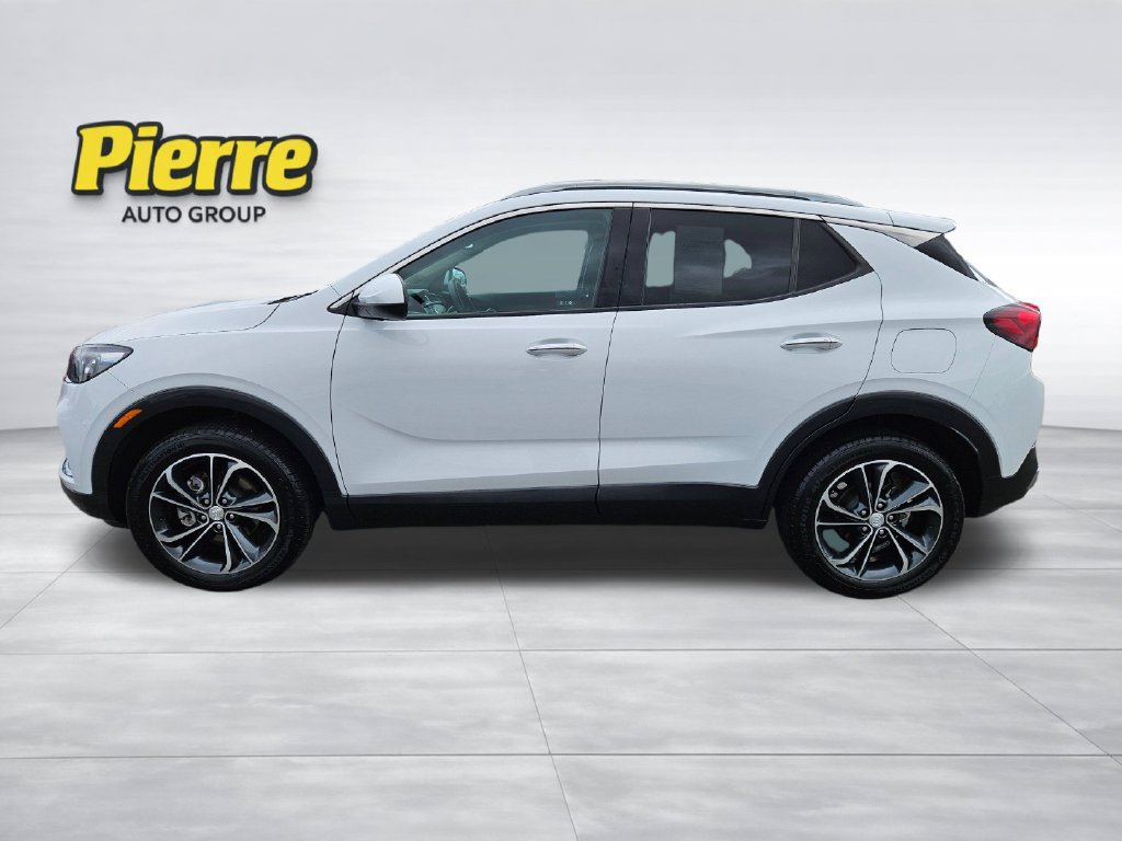 Used 2021 Buick Encore GX Essence AWD/4WD image 2