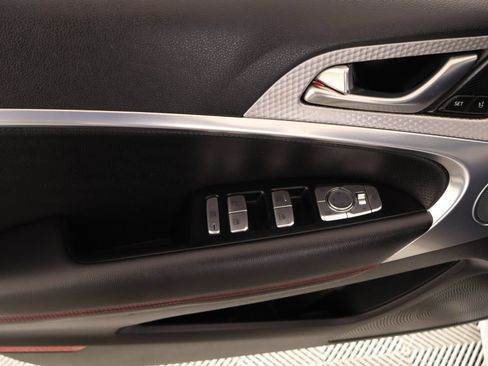 Used 2023 Genesis G70 2.0T w/ Sport Prestige Package RWD image 17