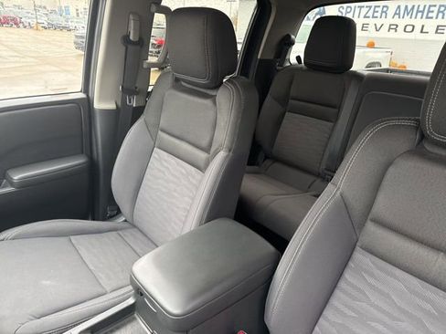 Used 2023 Nissan Frontier SV image 23