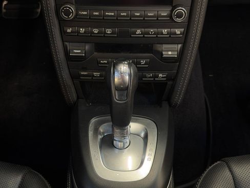 Used 2012 Porsche 911 4 Cabriolet AWD/4WD image 23