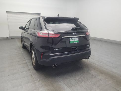 Used 2020 Ford Edge SE FWD image 5
