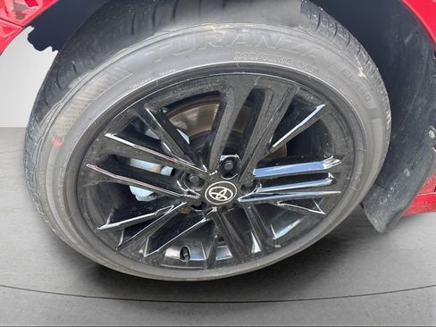 Used 2026 Toyota Camry SE w/ Convenience Package image 5