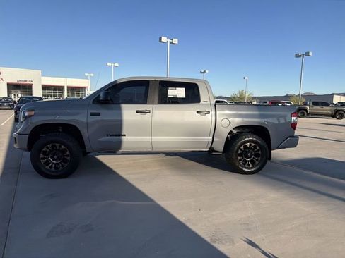 Used 2019 Toyota Tundra SR5 AWD/4WD image 8