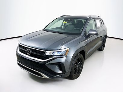 Used 2022 Volkswagen Taos SE w/ IQ.Drive SE Package