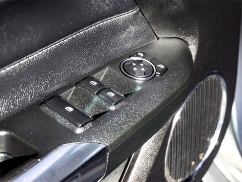 Used 2023 Ford Mustang Premium image 11