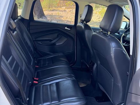 Used 2019 Ford Escape SEL FWD image 11