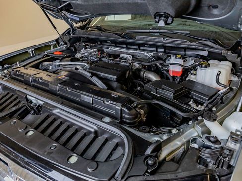 Used 2024 GMC Sierra 3500 Denali w/ Denali Reserve Package AWD/4WD image 40