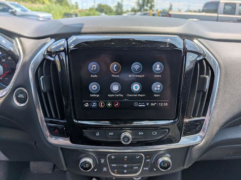Used 2023 Chevrolet Traverse LT AWD/4WD image 15