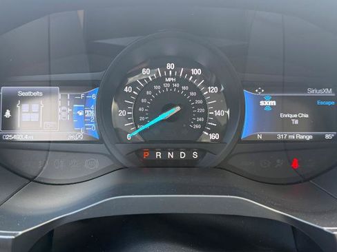 Certified 2022 Ford Edge Titanium AWD/4WD image 8