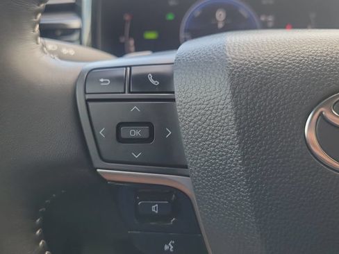Used 2026 Toyota Camry SE FWD image 19