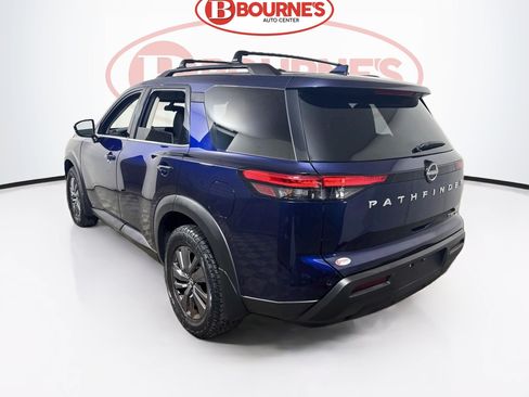 Used 2023 Nissan Pathfinder SV AWD/4WD image 8