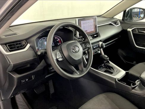 Used 2024 Toyota RAV4 XLE image 18