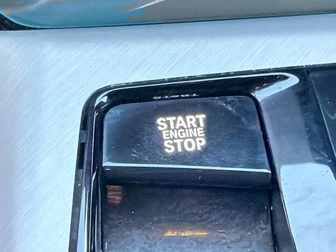 Used 2025 BMW X3 xDrive30i image 34