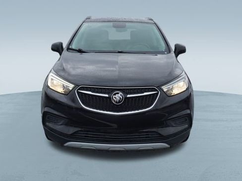 Used 2021 Buick Encore Preferred w/ Safety Package image 2