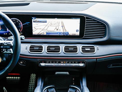 Certified 2025 Mercedes-Benz GLE 53 AMG 4MATIC Coupe image 11