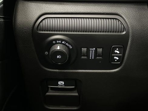 Used 2024 Jeep Wagoneer Series III w/ Convenience Group I image 26