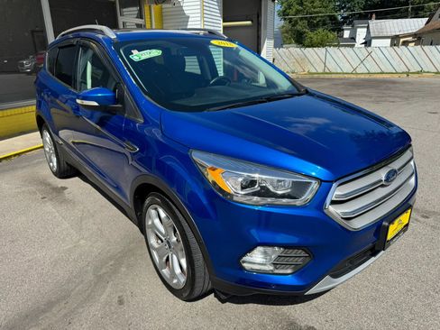 Used 2018 Ford Escape Titanium AWD/4WD image 12