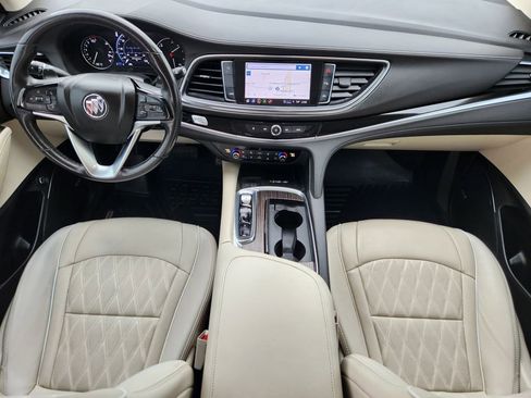 Used 2022 Buick Enclave Avenir w/ Avenir Technology Package FWD image 26