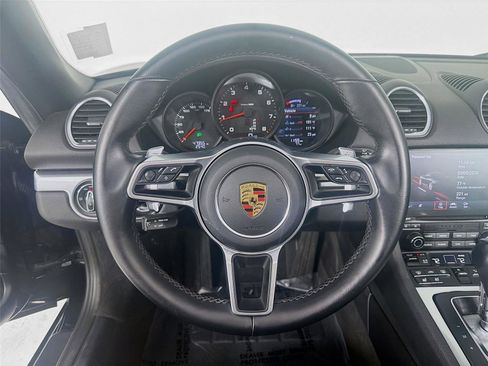 Used 2021 Porsche 718 Boxster RWD image 14