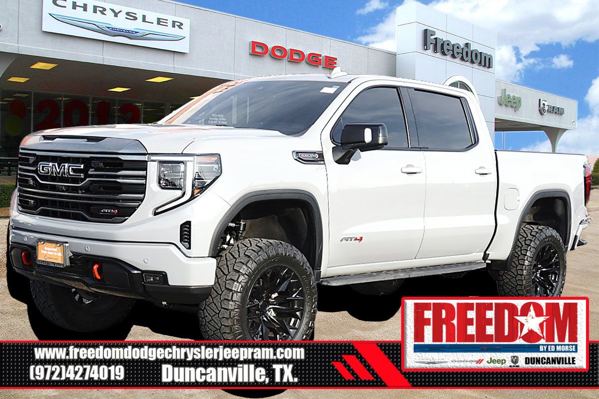 Used 2024 GMC Sierra 1500 AT4 w/ Technology Package AWD/4WD image 1