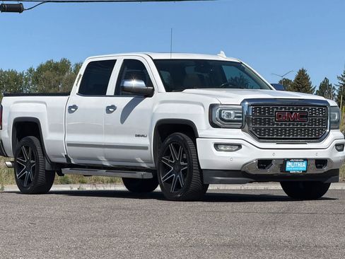 Used 2016 GMC Sierra 1500 Denali w/ Enhanced Driver Alert Package AWD/4WD image 9