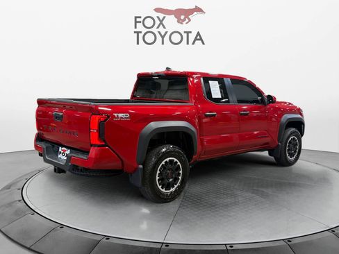 Used 2025 Toyota Tacoma TRD Off-Road AWD/4WD image 6