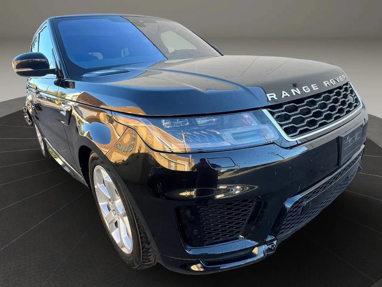 Used 2020 Land Rover Range Rover Sport HSE AWD/4WD image 7
