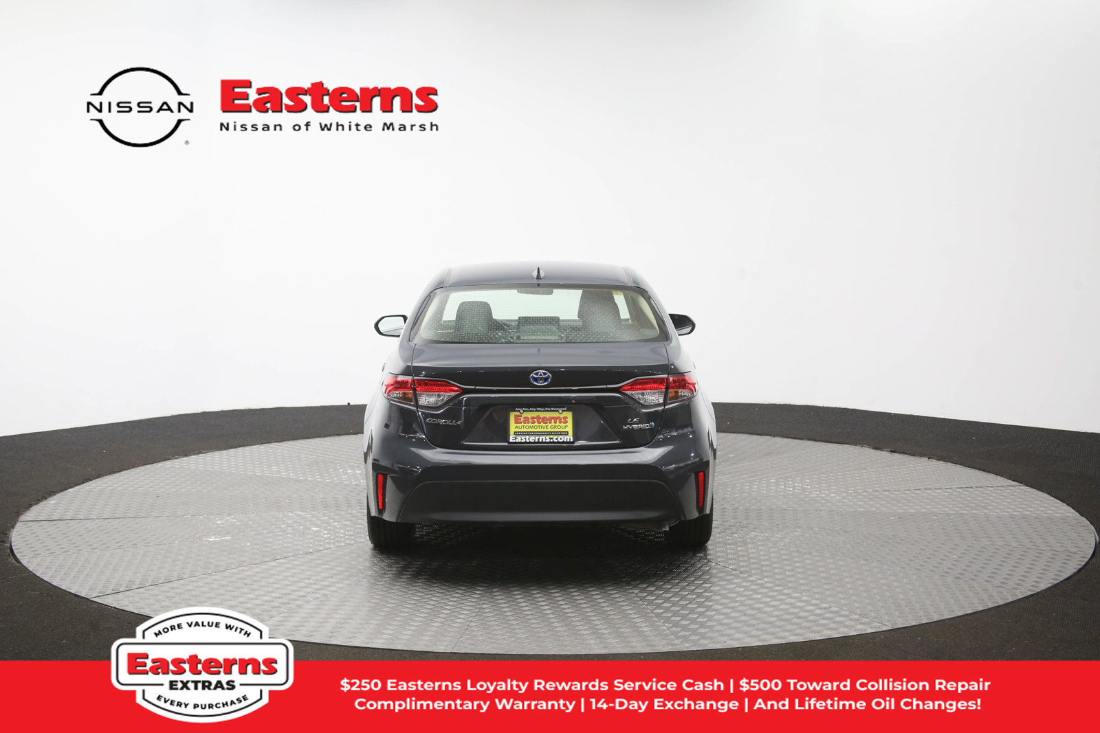 Used 2023 Toyota Corolla LE w/ Carpet Mat Package (TMS) FWD image 70