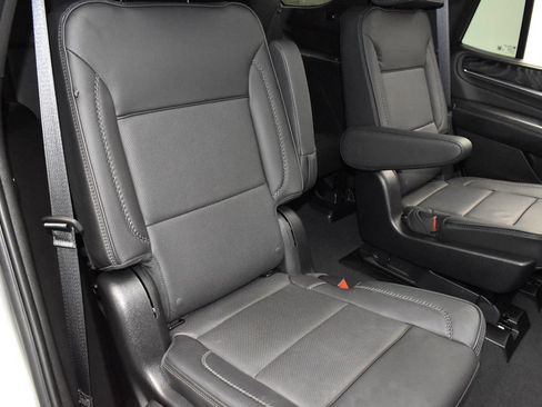 Used 2023 GMC Yukon Denali AWD/4WD image 36