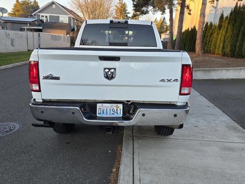 Used 2018 RAM 2500 Big Horn w/ Harvest Edition image 7