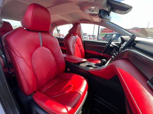 Used 2023 Toyota Camry XSE image 22