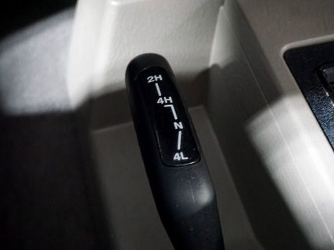 Used 2006 Jeep Wrangler Unlimited Rubicon w/ Security Group AWD/4WD image 53