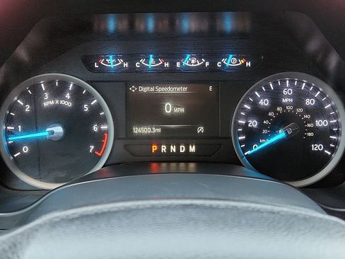 Used 2021 Ford Expedition XLT RWD image 19