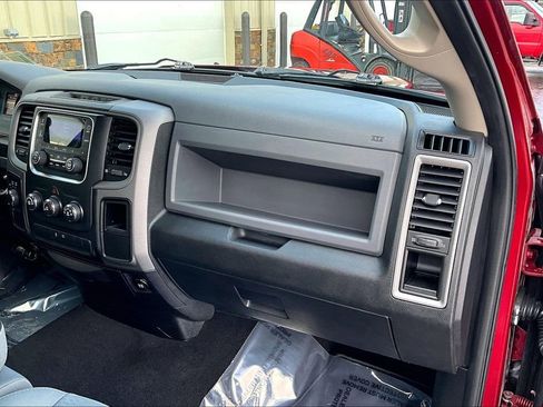Used 2014 RAM 1500 Express image 17