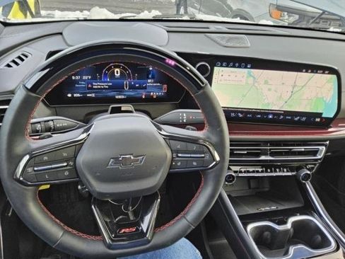 Used 2024 Chevrolet Traverse RS w/ LPO, Floor Liner Package image 8