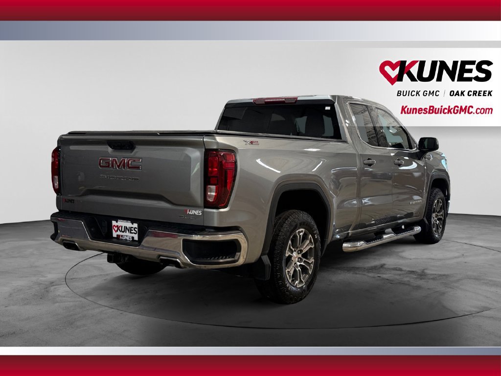 Used 2023 GMC Sierra 1500 SLE w/ X31 Off-Road Package AWD/4WD image 10