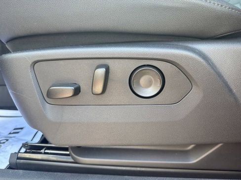 Used 2026 Chevrolet Silverado 2500 ZR2 AWD/4WD image 15