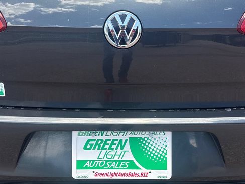 Used 2016 Volkswagen GTI SE FWD image 17