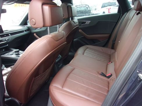 Used 2018 Audi A4 2.0T Premium image 7