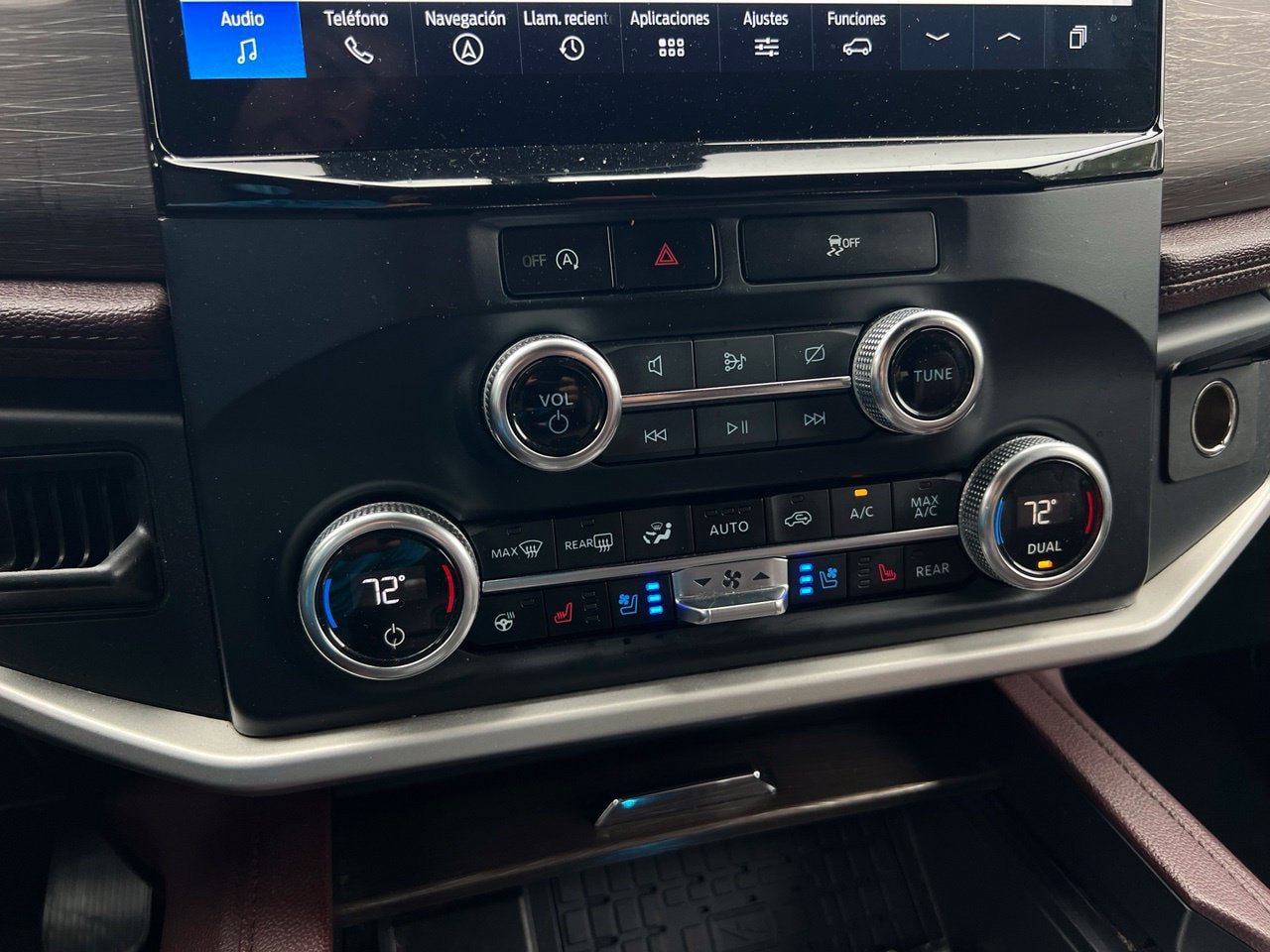 Used 2024 Ford Expedition Limited RWD image 20