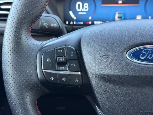 Used 2023 Ford Escape ST-Line Select AWD/4WD image 29