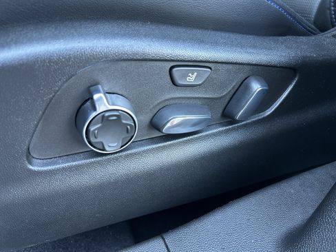 Certified 2024 Cadillac XT4 Sport AWD/4WD image 19