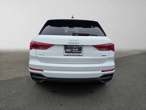 Certified 2023 Audi Q3 2.0T Premium w/ Convenience Package AWD/4WD image 4