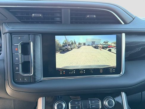 Used 2024 GMC Yukon Denali w/ Denali Reserve Package image 38