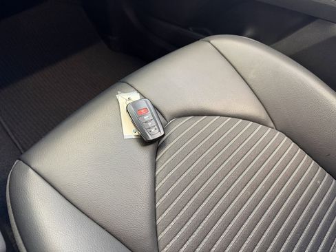 Used 2022 Toyota Camry Nightshade image 32