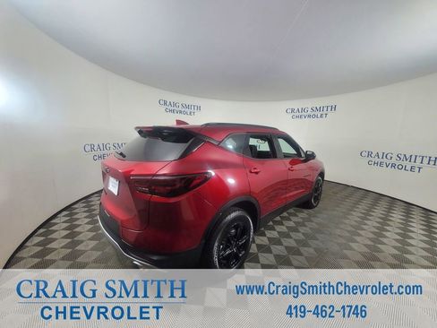 New 2026 Chevrolet Blazer LT w/ Convenience Package AWD/4WD image 8