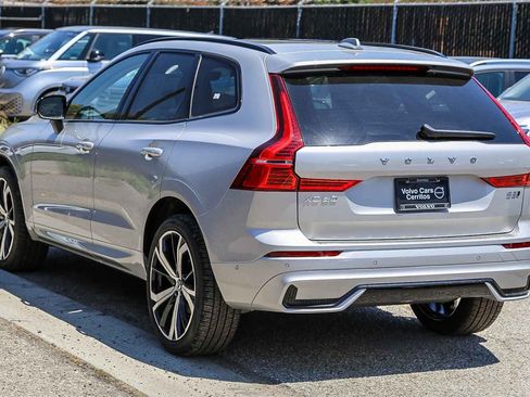 New 2025 Volvo XC60 B5 Ultra w/ Protection Package Premier image 8