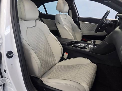 Used 2025 Genesis G70 3.3T Advanced w/ Sport Prestige Package image 17