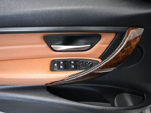 Used 2014 BMW 328d xDrive Sedan AWD/4WD image 10